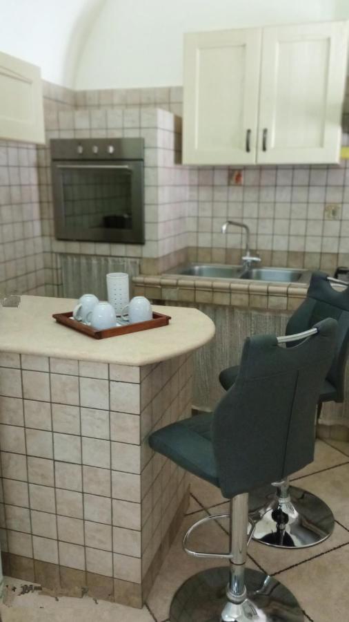 Palazzo Saraceno Apartment-Taras ตารันโต ภายนอก รูปภาพ